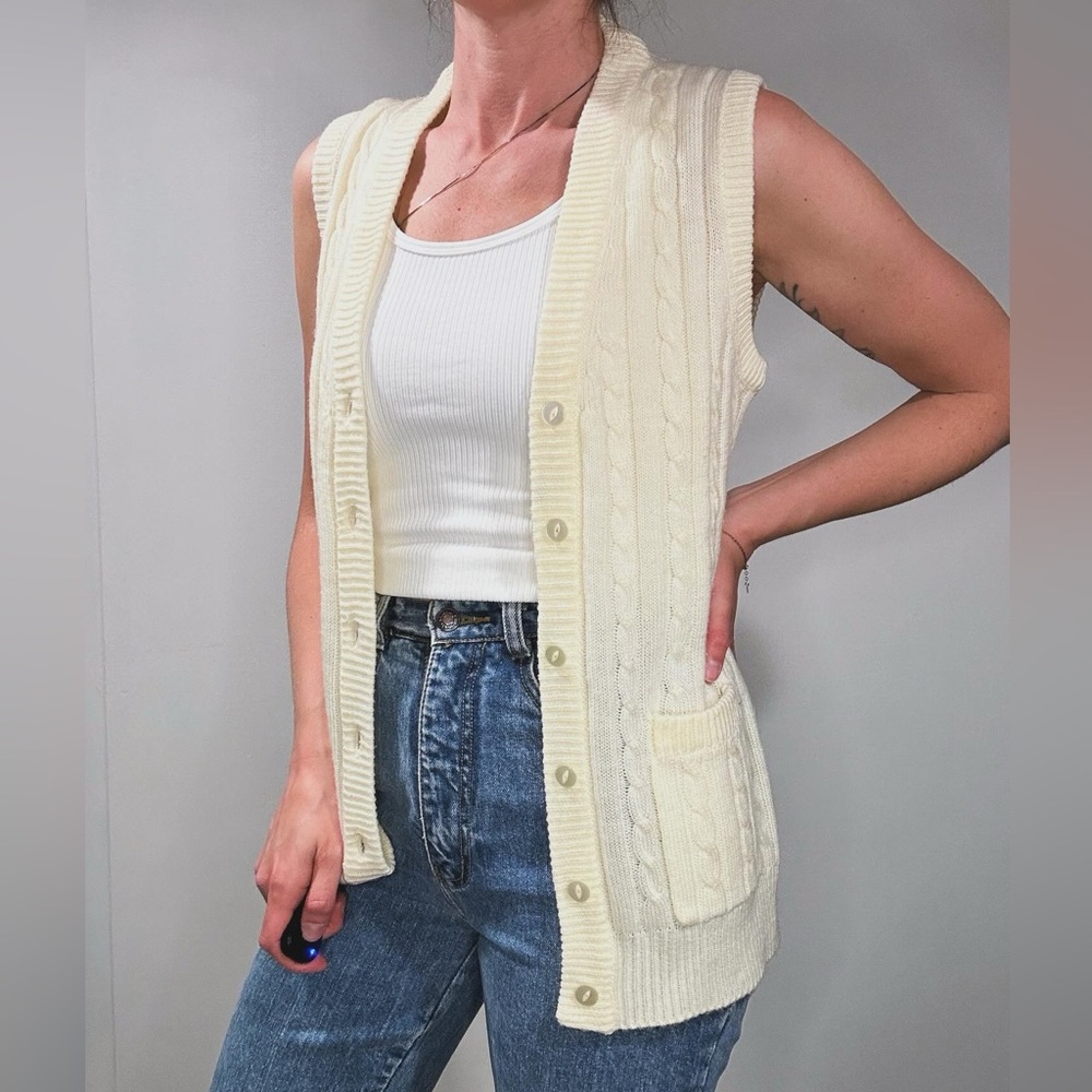 Vintage grandpacore knit sweater vest
